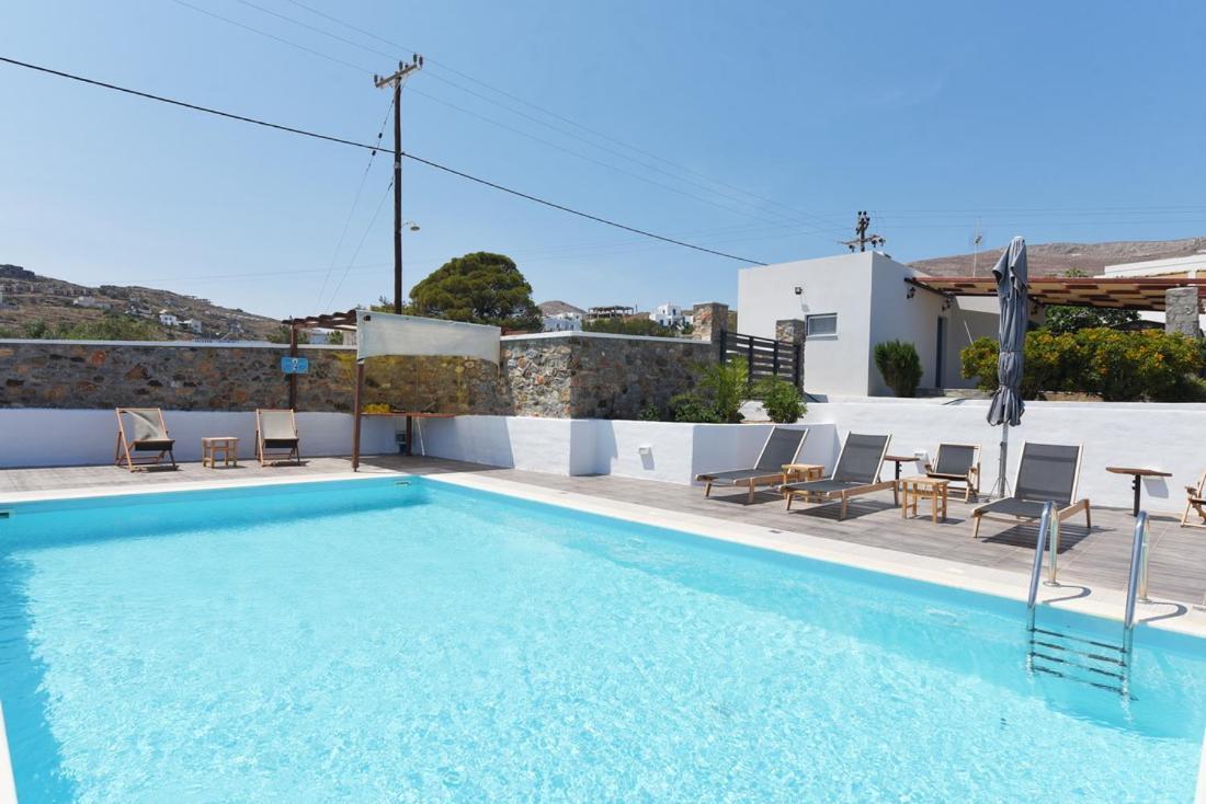 Flora'S Beach And Pool Villa In Syros Liaropá 외부 사진